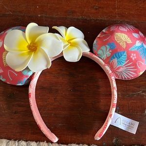 Disney Aulani Minnie Mouse Ears
